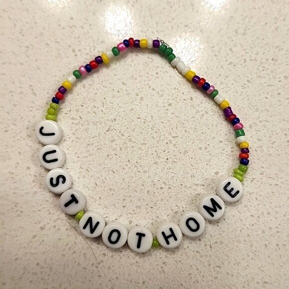 Taylor Swift Friendship Bracelet - Picture 1 of 1